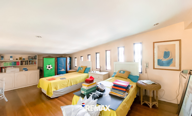 2 Storey House for Rent in Magallanes Village, Makati City