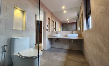 House and Lot For Sale in BF Homes, Parañaque City