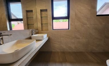 House and Lot For Sale in BF Homes, Parañaque City