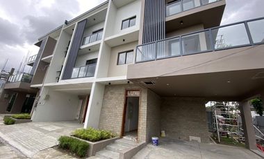 3Storey Townhouse For Sale in Commonwealth Ave  QC - Rey Samaniego