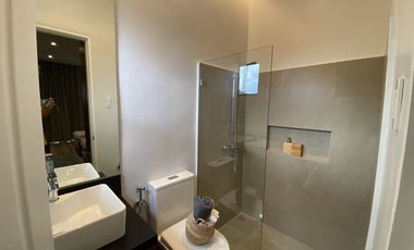 3 Storey Townhouse worth19.7M in The Alcove at Palmera Homes Q.C. - Rey