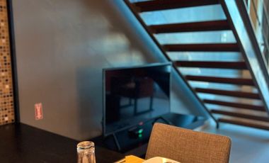 One Bedroom Loft with Balcony for Rent at KL Tower, Legaspi Village, Makati City
