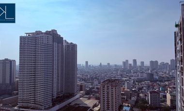 One Bedroom Loft with Balcony for Rent at KL Tower, Legaspi Village, Makati City