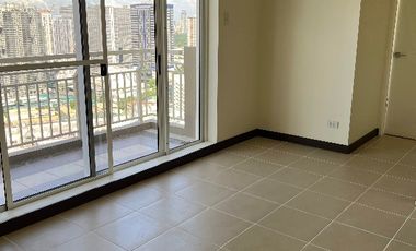 Rush Sale 2BR Condominium Unit For Sale In Brixton Place Near BGC