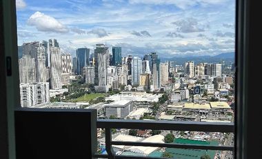 Rush Sale 2BR Condominium Unit For Sale In Brixton Place Near BGC