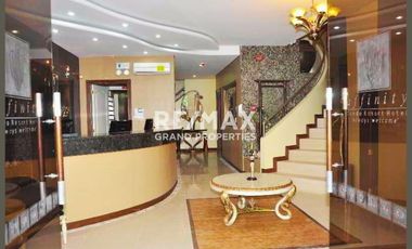 50 Sqm 1BR Fully Furnished Corner Unit in Affinity Condo Resorts For Rent