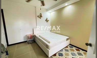 50 Sqm 1BR Fully Furnished Corner Unit in Affinity Condo Resorts For Rent