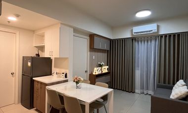 Rush For Sale! LOWEST ONE Bedroom @ Vantage by Rockwell Pasig City