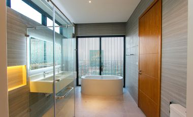 Ultra-Luxury 4-Bedroom Estate with Infinity Pool & City Views–Monterrazas Prime