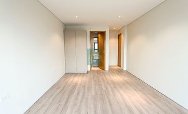 Ultra-Luxury 4-Bedroom Estate with Infinity Pool & City Views–Monterrazas Prime