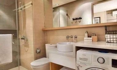 Condo in Shaw Boulevard in Mandaluyong The Paddington Place Near La Salle Ateneo