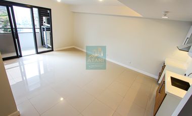 Rare High-Floor 1BR Zen Unit with Bathtub at The Alcoves – Exceptional Value!