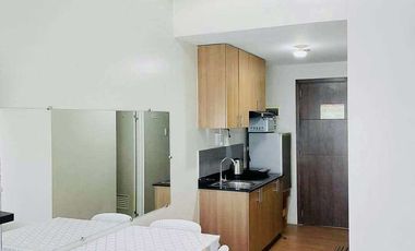 For Sale THE LOOP 1BR Condominium