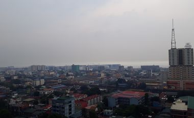 2 bedroom makati ipi buendia tower : gil puyat makati / taft ave.