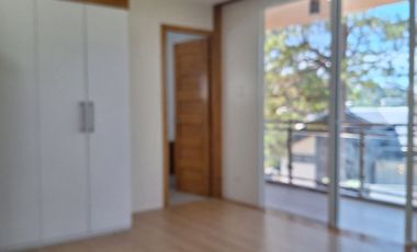 Baguio - 3 Storey Residential S/D with Roof Deck, Ready to Move-in with View