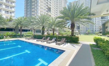 23F (Penthouse) _ 1BR Corner Unit 2 Balconies with PLDT Unlimited Wi-Fi