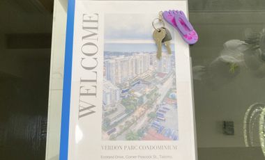 23F (Penthouse) _ 1BR Corner Unit 2 Balconies with PLDT Unlimited Wi-Fi