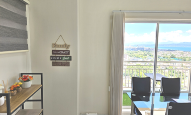 23F (Penthouse) _ 1BR Corner Unit 2 Balconies with PLDT Unlimited Wi-Fi