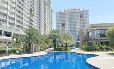 23F (Penthouse) _ 1BR Corner Unit 2 Balconies with PLDT Unlimited Wi-Fi