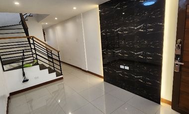 4 Bedroom Townhouse For Sale in Amparo, North Caloocan City