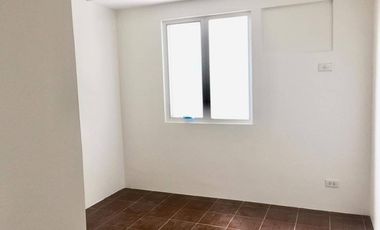 2 Bedroom Corner Unit For Sale in Pioneer Woodlands Boni Mandaluyong near MRT