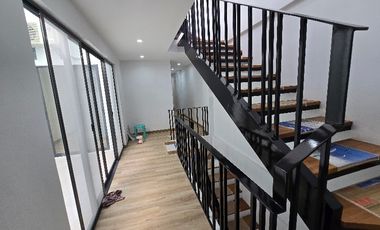 Manila near to ubelt and hospital 5 br townhouse