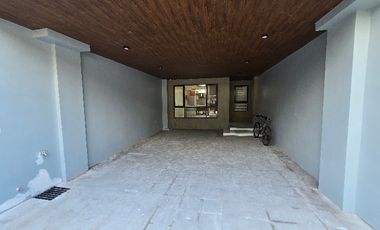 Manila near to ubelt and hospital 5 br townhouse