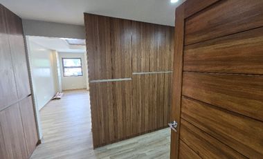 Manila near to ubelt and hospital 5 br townhouse