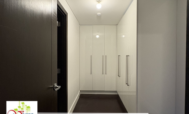 For Lease in Garden Towers: 3 Bedrooms with Sunroom, Parking, Semi Furnished