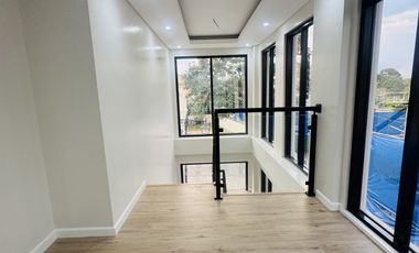 For Sale RFO,7BR Complete Finished House & Lot in Alabang , 4 mins to MCX