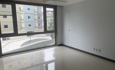 3 Bedroom Condo with parking for Sale in Clark Pampanga