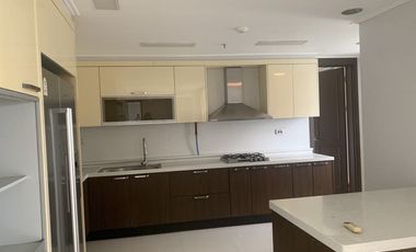 3 Bedroom Condo with parking for Sale in Clark Pampanga