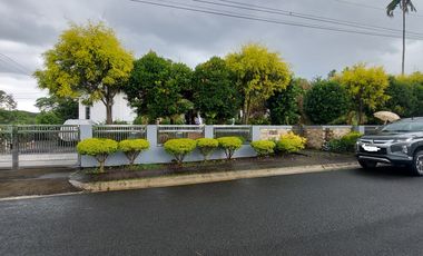 Modern Bungalow House & Lot for Sale at Hacienda Escudero in Tiaong