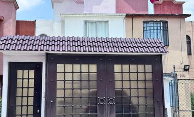 Confortable casa en venta, Cofradia II, Izcalli