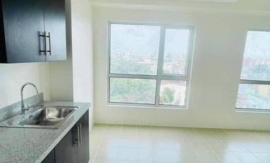 For Sale Bi-Level 2 bedroom w/ balcony Condominium in Sta Mesa Manila for Sale