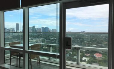 One Roxas Triangle 3 Bedroom Condo for Sale