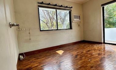 Luxurious Corner Townhouse with Garden in Residencia Alabang Hills, Muntinlupa