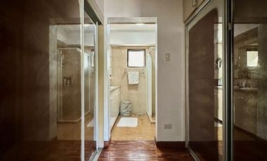 Luxurious Corner Townhouse with Garden in Residencia Alabang Hills, Muntinlupa