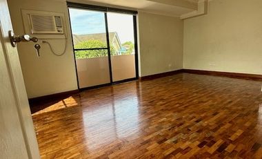 Luxurious Corner Townhouse with Garden in Residencia Alabang Hills, Muntinlupa