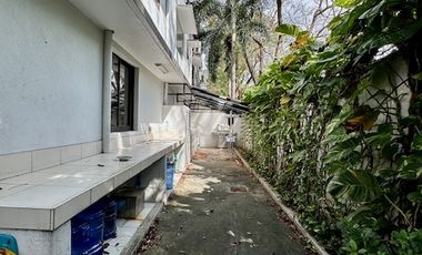 Luxurious Corner Townhouse with Garden in Residencia Alabang Hills, Muntinlupa