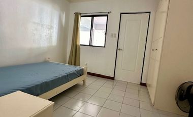 Luxurious Corner Townhouse with Garden in Residencia Alabang Hills, Muntinlupa