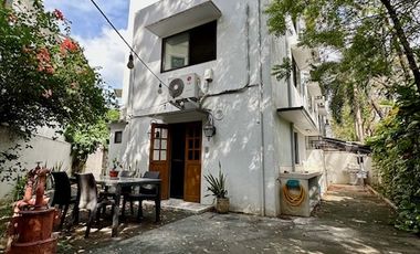 Luxurious Corner Townhouse with Garden in Residencia Alabang Hills, Muntinlupa