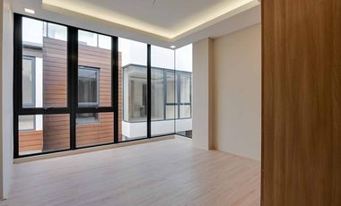 With Roofdeck 3 Storey Townhouse for sale Teachers Village Diliman Quezon City