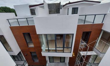 With Roofdeck 3 Storey Townhouse for sale Teachers Village Diliman Quezon City