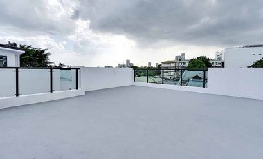 With Roofdeck 3 Storey Townhouse for sale Teachers Village Diliman Quezon City