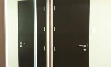 1 Bedroom Condo Unit for Rent at 8 Forbestown Road in BGC Taguig City