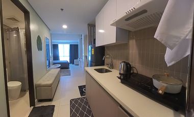 For Rent Big Studio with Internet | 29sqm - 38 Park Ave | Cebu IT Park | Infinity Pool | Mall