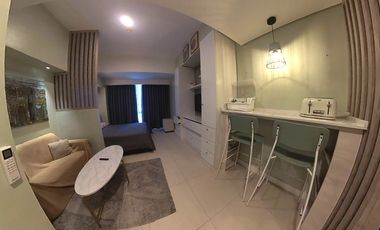 For Rent Big Studio with Internet | 29sqm - 38 Park Ave | Cebu IT Park | Infinity Pool | Mall