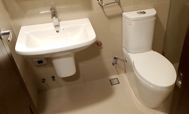 For Rent Big Studio with Internet | 29sqm - 38 Park Ave | Cebu IT Park | Infinity Pool | Mall