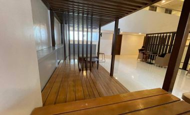 For Rent Big Studio with Internet | 29sqm - 38 Park Ave | Cebu IT Park | Infinity Pool | Mall